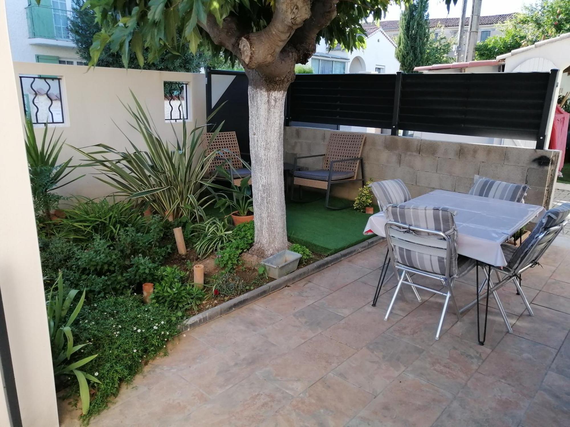 La Maison De 6Fran Appartement 1 Calme Et Spacieux Ambiance Familiale Valros Dış mekan fotoğraf